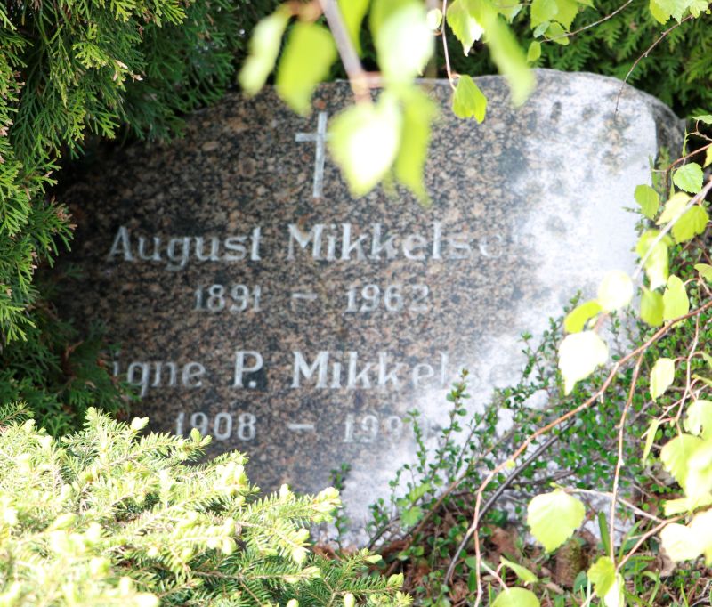 August Mikkelsen.JPG